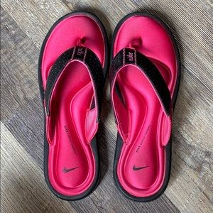 Women Nike flip flop